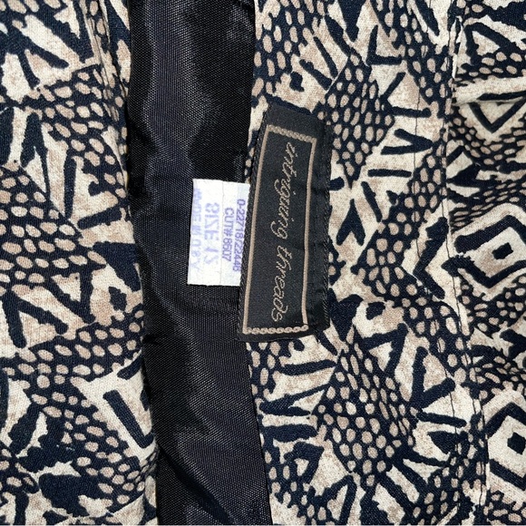 Intriguing Threads mini wrap skirt, unique design,color black,tan, size 12 - Picture 2 of 3